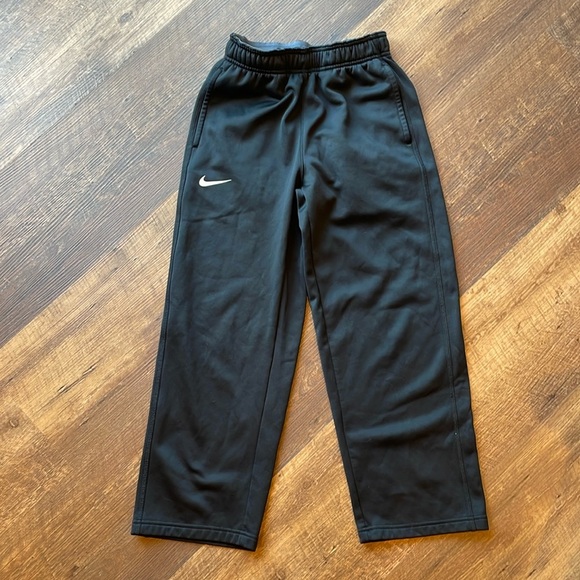 Nike Athletic‎ Pants Boys Size Large - Picture 1 of 3